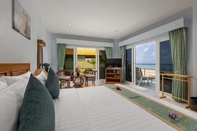 Estudio de Playa — Kamala Dreams